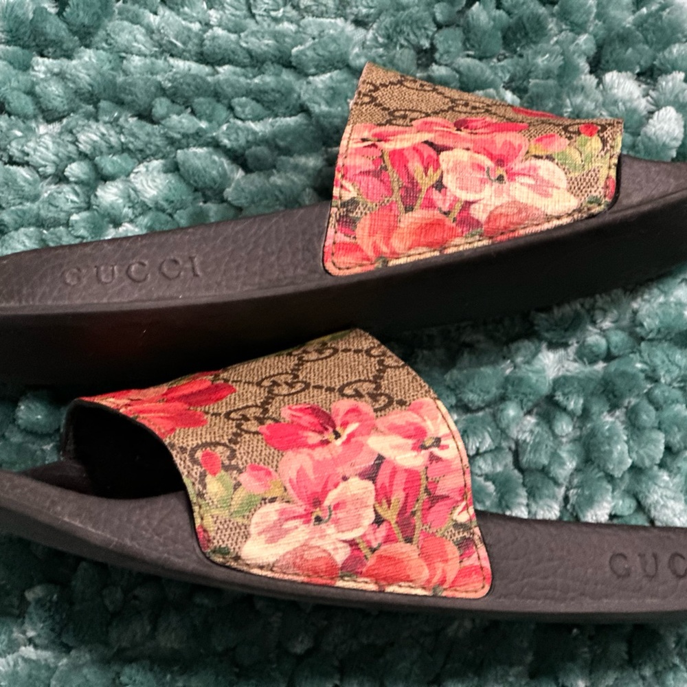 Gucci Authentic Women’s Slides Size 7 - image 5